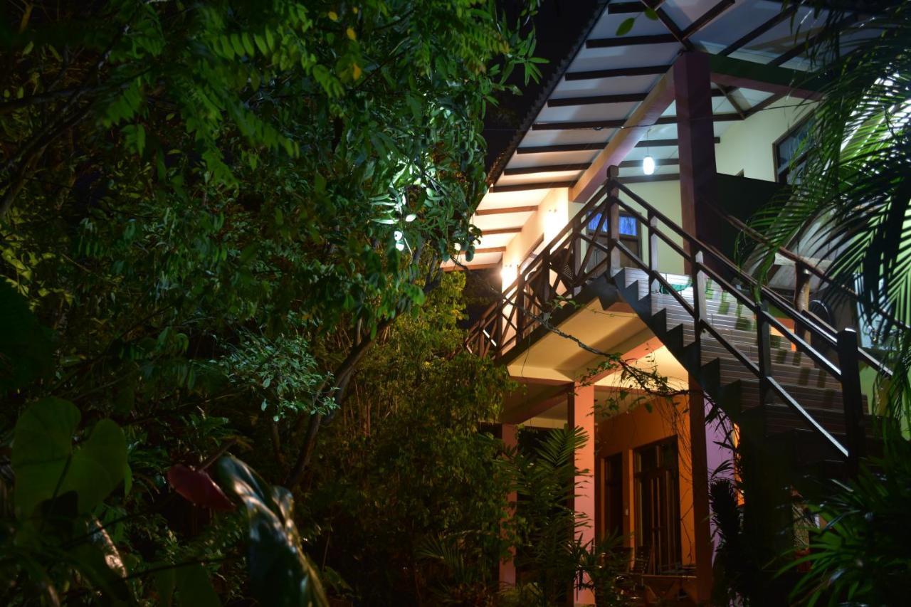 Gangadiya Lodge Sigirija Zewnętrze zdjęcie